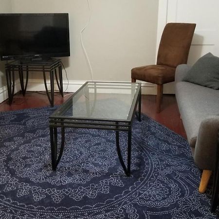 E Michigan Walk Up Furnished 1 Bedroom Apt Lansing Exterior foto